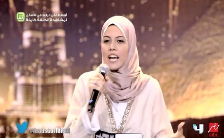 Arabové mají talent. Mladá egyptská rapperka bojuje za práva en.