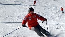 16. �ERVNA - PILOTI F1 V K�MATU. Dva dny p�ed Silvestrem 2013 si byl Michael...
