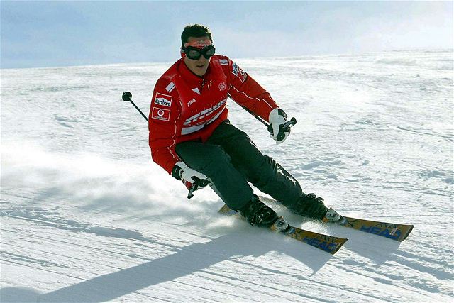 Le champion Schumacher est dans un état critique et dans le coma après un accident de ski |  Autres sports