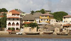 Píjemné zpestení jiným dopravním prostedkem ne je auto vystídalo jet více neekané a krásné msto Lamu. 