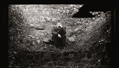 Je d�le�ité smát se buran�m, �íká v rozhovoru pro Pátek LN Miroslav Krobot.