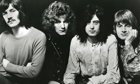 Led Zeppelin v dob nejvtí slávy. Zleva bubeník John Bonham, zpvák Robert Plant, kytarista Jimmy Page a basista John Paul Jones.