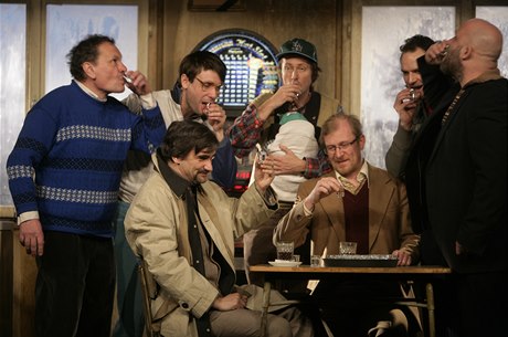 Jedna z úspných inscenací týmu Dejvického divadla je Ucpanej systém (Irvine Welsh), která mla premiéru 20. 2. 2012. 