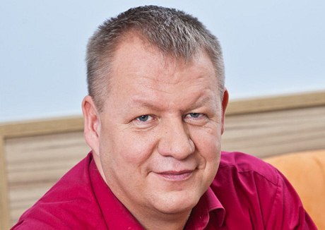 Ministr zdravotnictví Svatopluk Nmeek.