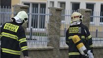 Okolí výbuchu zajistili hasi�i. | na serveru Lidovky.cz | aktu�ln� zpr�vy