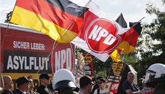 Demonstrace stoupenců německé krajně pravicové strany NPD