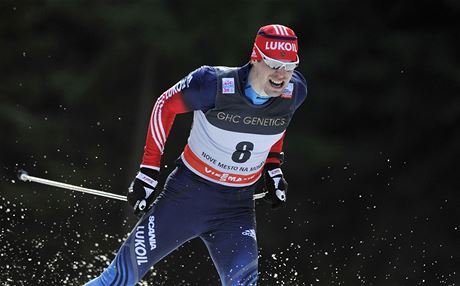 Ruský bec na lyích Sergej Usugov.