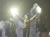 Demonstranti kií pi stetu s policií