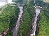 eka Zambezi pod vodopády.