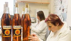 Likérka chce konkurovat vinařům, plánuje výrobu šumivých vín