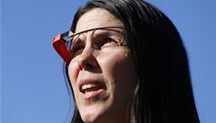 Američanka řídila v brýlích Google Glass, souzena nebude