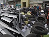 Plechy, pneumatiky. Petlaovaná v kyjevském centru.