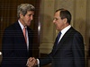 Ministi zahranií na mírové konferenci o Sýrii: éf americké diplomacie John Kerry (vlevo) a jeho ruský protjek Sergej Lavrov.