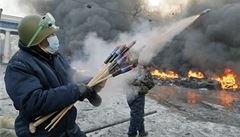 USA varovaly Janukovye ped pouitm nsil, zvauj i sankce