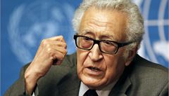 Na konferenci o mírovém �e�ení konfliktu v Sýrii v �enev� za�ala první p�ímá sch�zka delegací syrské vlády a opozice. Podle OSN se sch�zky jako zprost�edkovatel ú�astní i zmocn�nec OSN a Ligy arabských stát� Lachdar Brahímí.