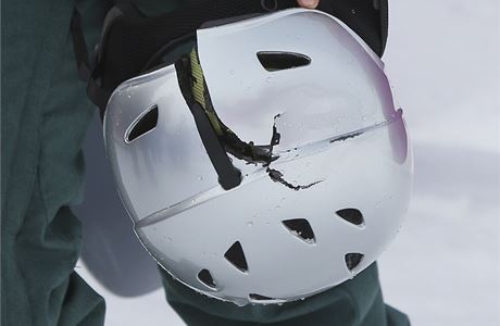 Prasklá helma árky Panochové po pádu v olympijském finále