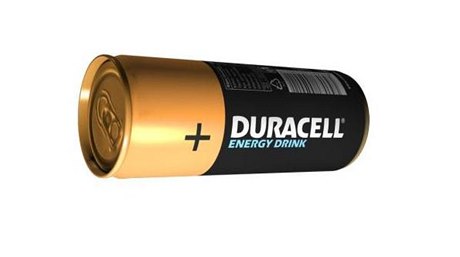 Energetický nápoj imitující tukové baterie Duracell.