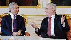 Prezident Milo� Zeman p�ivítal na Hrad� prezidenta Arménie Ser�e Sargsjana