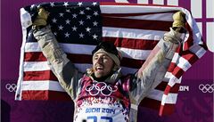 Vítz. Amerian Sage Kotsenburg se raduje.