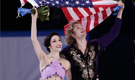 Meryl Davisová a Charlie White. 