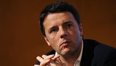 Ldr Demokratick strany Matteo Renzi. Renzi byl italskm prezidentem poven sestavenm nov vldy.