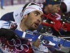 Francouzský vítz biatlonové stíhaky Martin Fourcade