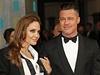 Brad Pitt a ANglelina Jolie na pedávání cen BAFTA.
