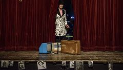 Zdena Hadrbolcová v inscenaci Boarding Home 