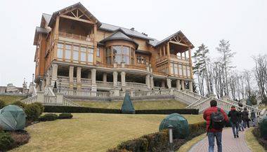 Luxusn soukrom rezidence Meyhirja Viktora Janukovye.