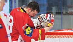 Branká� Slavie Dominik Furch p�i zápase v Plzni