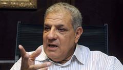 Novou vldu sestav ministr Mahlb, rozhodla egyptsk armda