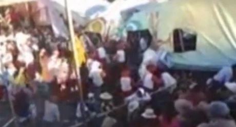 Pi karnevalu v Bolívii se zítil most pro pí, tyi mrtví 