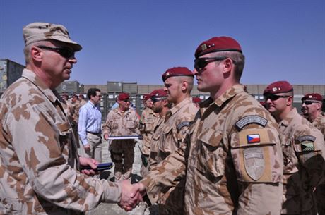 Chief of Staff of the Czech military, General Vlastimil Picek, with Czech troops in Logar province, Afghanistan