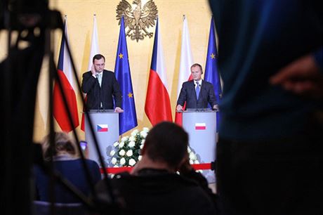 Nečas (left) and Tusk are both pro-nuclear, but may take different stands on ‘stress tests’