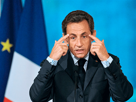 Nicolas Sarkozy: Práv jsem si vzpomnl, co jsem chtl íct. Straí m jaderná hrozba ze strany Íránu. Mli bychom ho vzít preventivn útokem.