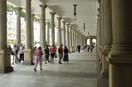 Supporters would like to see the Peter the Great statue sited at the end of Karlovy Vary's Mlýnská colonnade