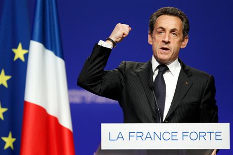 Francouzský prezident Nicolas Sarkozy například slíbil, že v případě znovuzvolení jeho vláda sníží o polovinu počet imigrantů přicházejících každoročně do Francie, zavede na biometrických údajích zdravotní kartu pojištěnce či zvýší trestní postih za reci