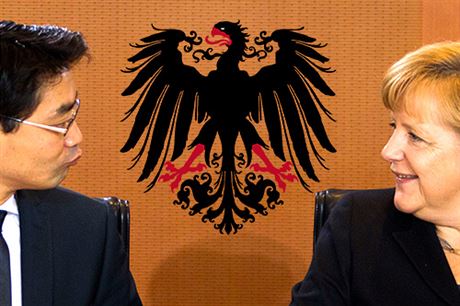 Angela Merkelová má s koaličním kolegou Phillippem Röslerem starosti. Jeho strana FDP se zřejmě nedostane v letošních volbách do spolkového parlamentu.