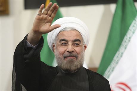 Írán v čele s novým prezidentem Hasanem Rouháním (na snímku) rozjíždí další kolo diplomacie k mírnění škod způsobených syrskou krizí.