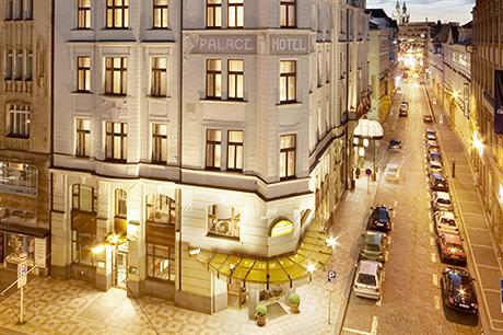 Pražský pětihvězdičkový hotel Palace nedávno změnil majitele.