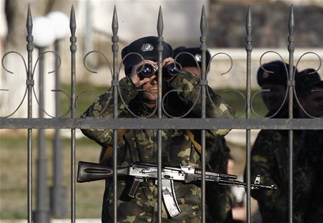 Ukrajintí vojáci na Krymu.