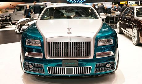 Novinka od Rolls-Royce. Robustn Mansory Wraith