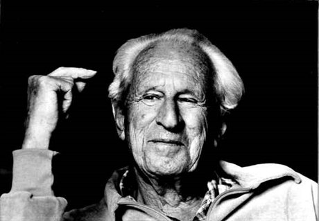Jedním ze z v�dc� Frankfurtské �koly byl Herbert Marcuse.