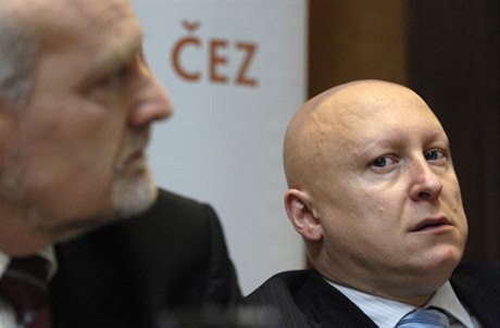 Power play: Czech Coal CEO Luboš Pavlas (left), seen here with ČEZ board member Daniel Beneš, worked at ČEZ for five years before joining the coal miner, a regional rival; now, he may need to smooth relations between the two companies to gain elecricity 
