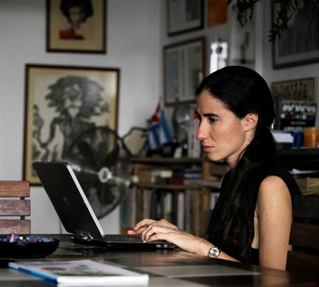 Ze svého bytu v Havan píe Yoani Sánchezová své svdectví o Kub v blogu Generace Y.