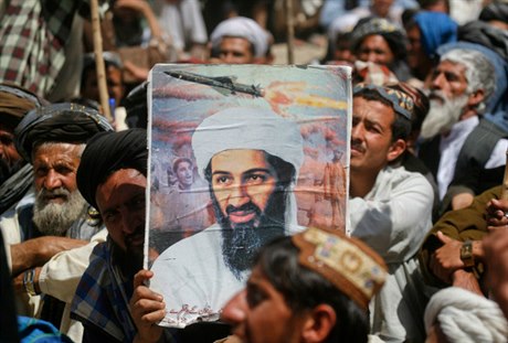 Al-Kájda po smrti Usámy bin Ládina nepestane existovat, její struktura v podstat nepipoutí finanní krach.