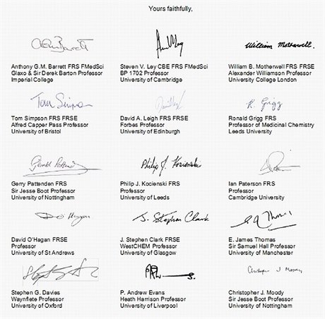 Podpisy k listu premiérovi pipojilo i est nositel Nobelovy ceny. Nechybí Sir Harry Kroto, Sir Peter Mansfield and Sir John Sulston.
