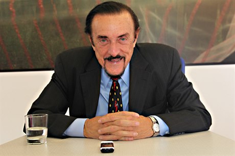 Vdy budou existovat lidé, kteí za peníze udlají cokoliv, íká americký psycholog Philip Zimbardo.