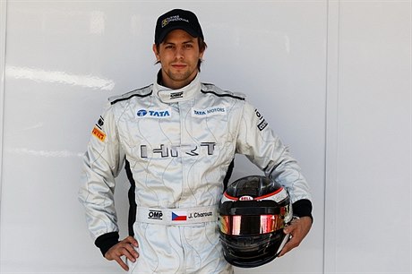 Jan Charouz (24) bhem svého kotování formule 1 na okruhu Interlagos v brazilském Sao Paulu 25. a 27. listopadu 2011.