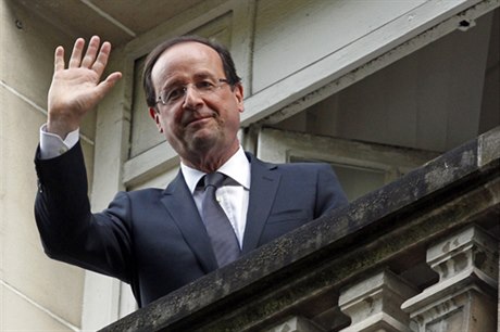 „Jsem hrdý na to, že jsem vzbudil takové velké naděje!“ byla první slova nově zvoleného prezidenta Françoise Hollanda, sedmého v dějinách francouzské páté republiky.